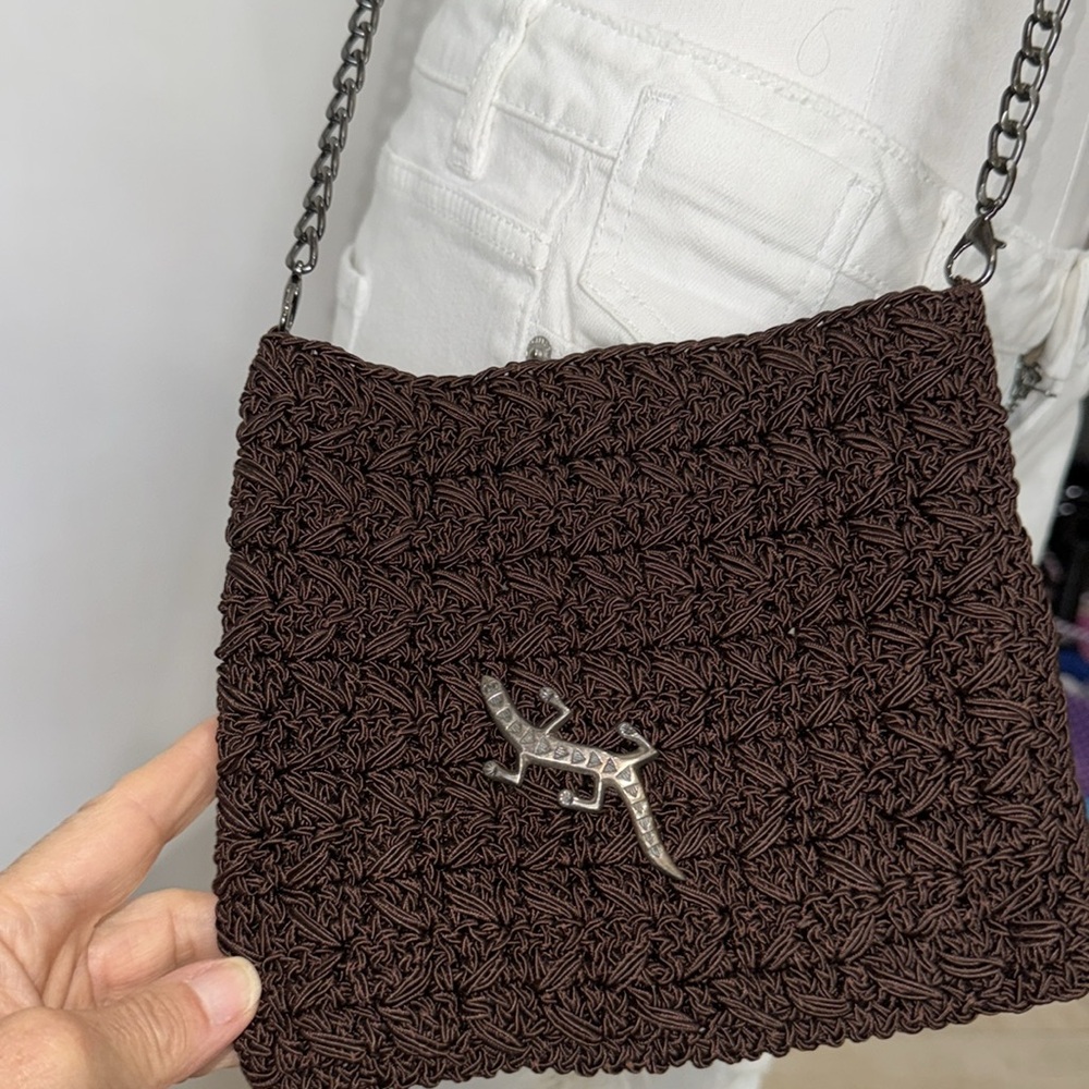 Brown Woven Crossbody Bag w/sterling lizard pin